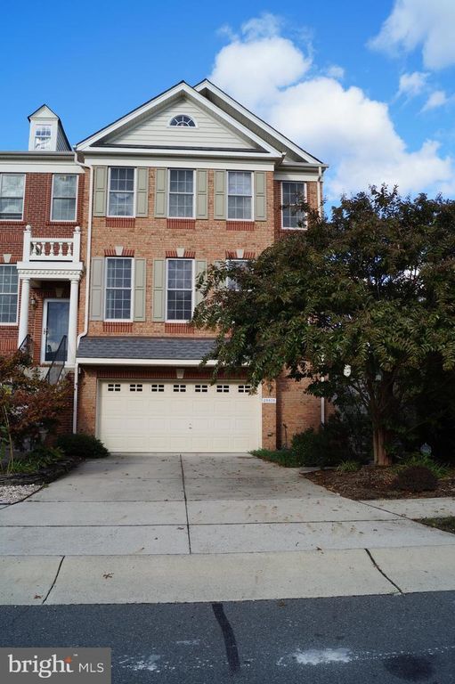 25575 AMERICA SQ, Chantilly, VA 20152