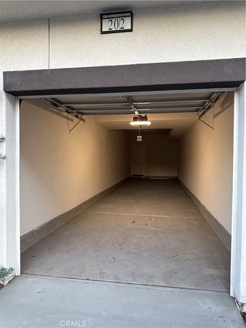 6114 Valentina Way 202, Eastvale, CA 92880