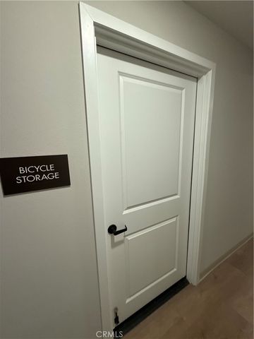 6114 Valentina Way 202, Eastvale, CA 92880