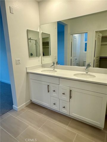 6114 Valentina Way 202, Eastvale, CA 92880