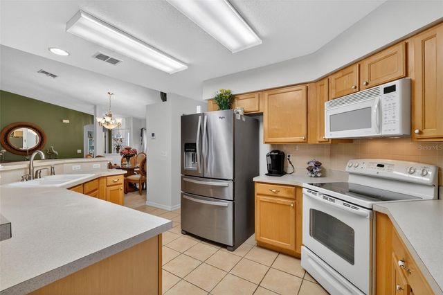 751 OLD OAKS LANE, Leesburg, FL 34748