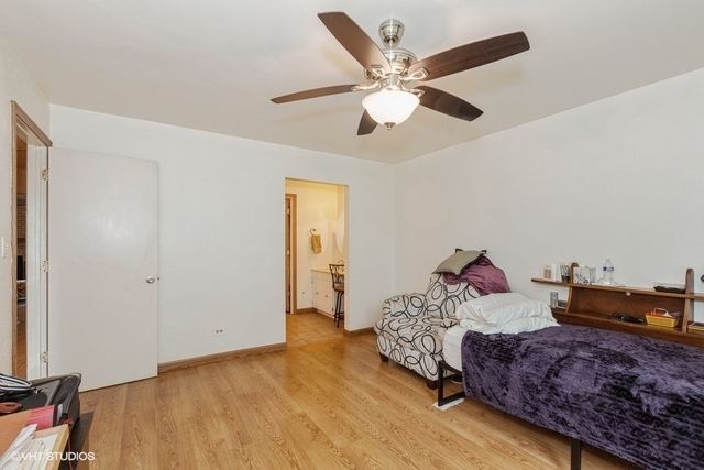 7050 Brighton Court 101, Woodridge, IL 60517