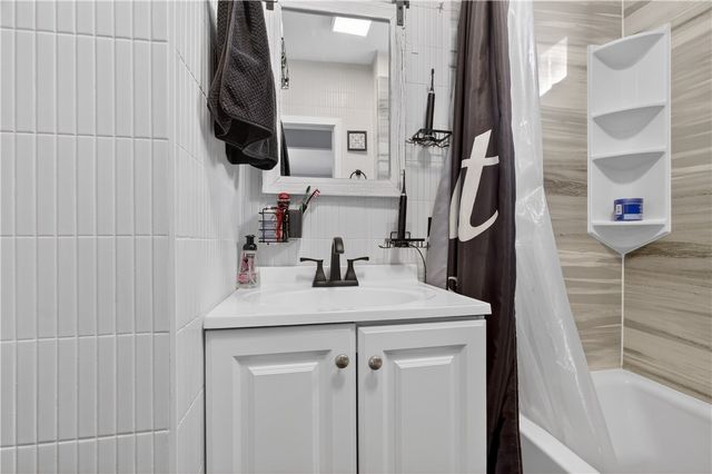 273 Montgomery Avenue, Providence, RI 02905