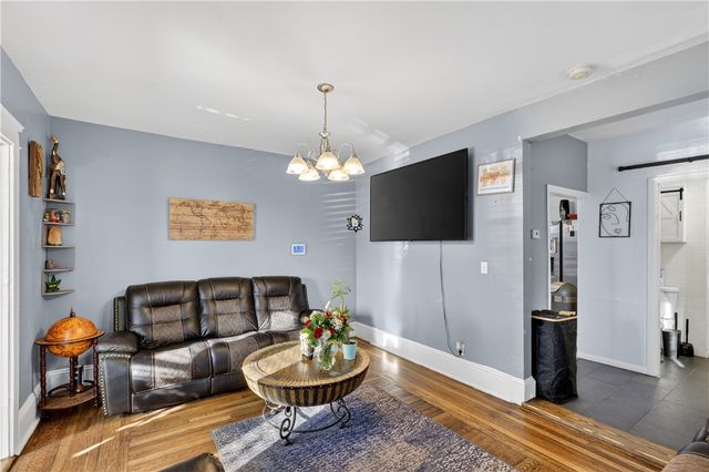 273 Montgomery Avenue, Providence, RI 02905