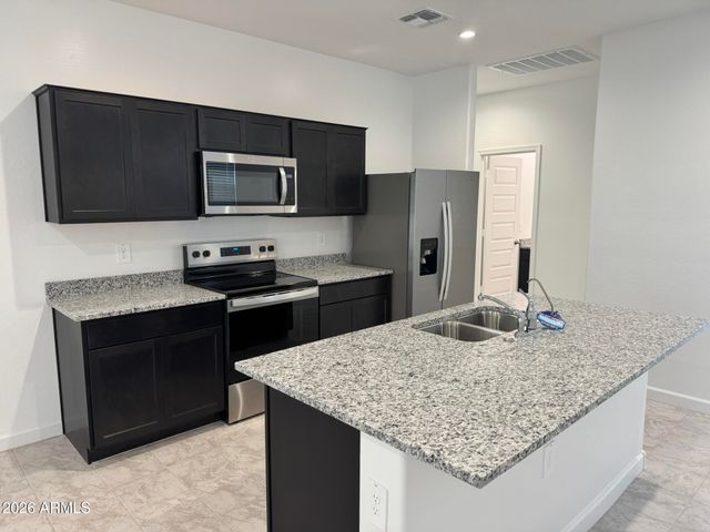 9007 S Palo Verde Drive, Apache Junction, AZ 85120