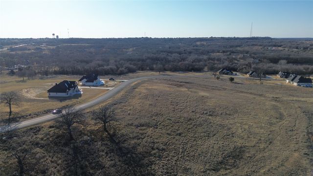 1014 Gonzollas Road, Springtown, TX 76082