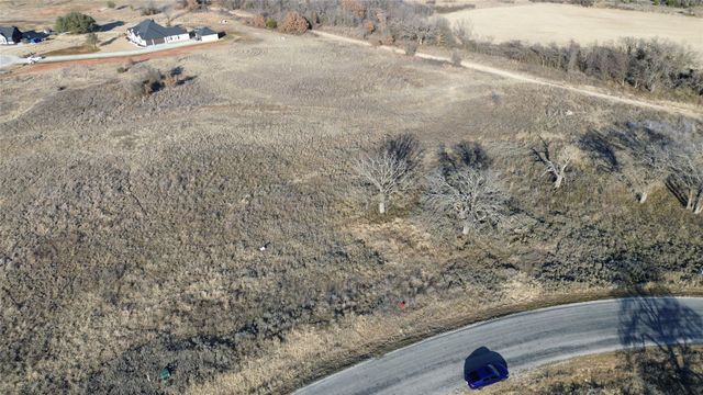 1014 Gonzollas Road, Springtown, TX 76082