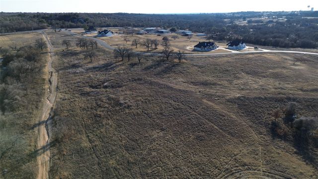 1014 Gonzollas Road, Springtown, TX 76082