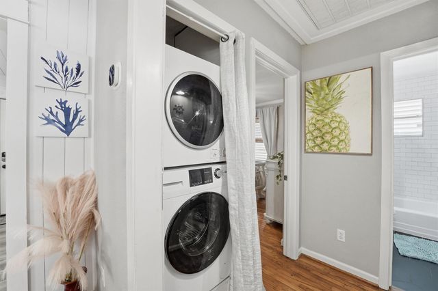 3101 Kleinmann Avenue, Galveston, TX 77551