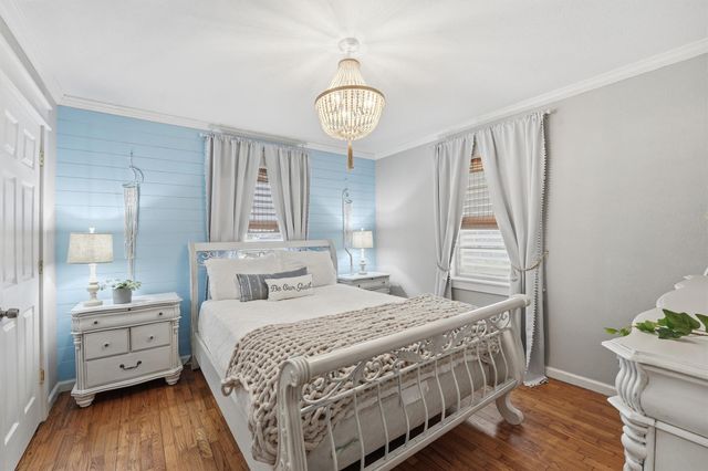 3101 Kleinmann Avenue, Galveston, TX 77551