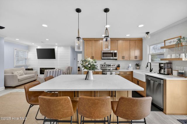 3509 Middle Sound Loop Road, Wilmington, NC 28411