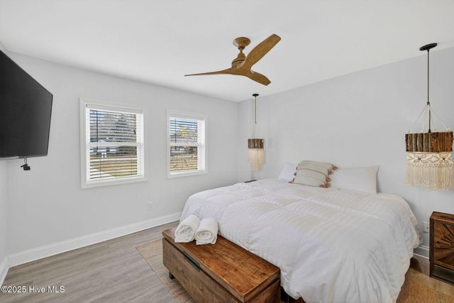 3509 Middle Sound Loop Road, Wilmington, NC 28411