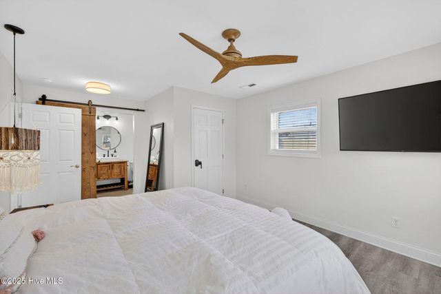 3509 Middle Sound Loop Road, Wilmington, NC 28411