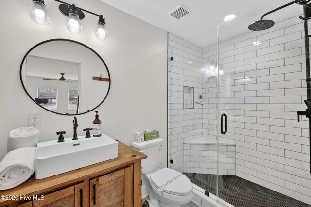 3509 Middle Sound Loop Road, Wilmington, NC 28411