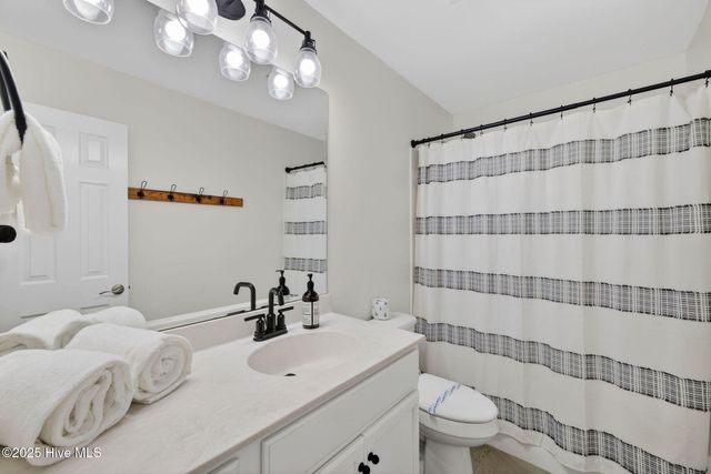 3509 Middle Sound Loop Road, Wilmington, NC 28411