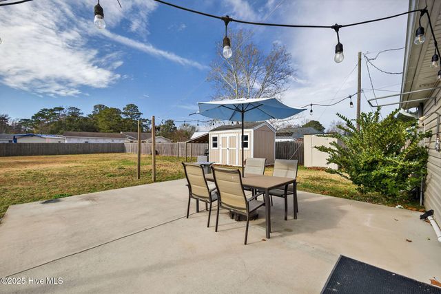 3509 Middle Sound Loop Road, Wilmington, NC 28411