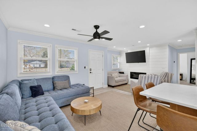 3509 Middle Sound Loop Road, Wilmington, NC 28411