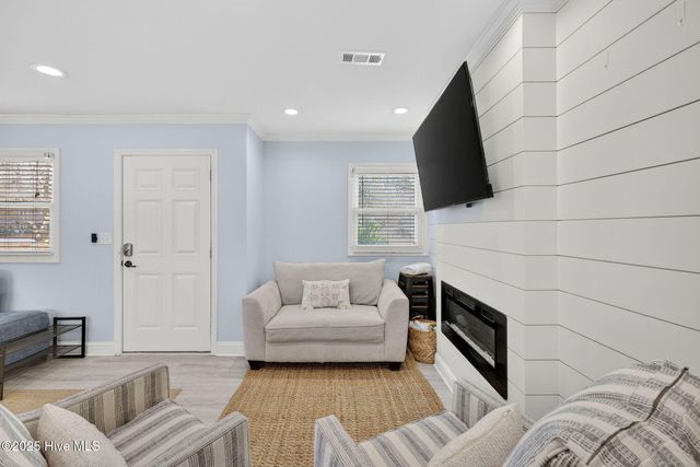 3509 Middle Sound Loop Road, Wilmington, NC 28411