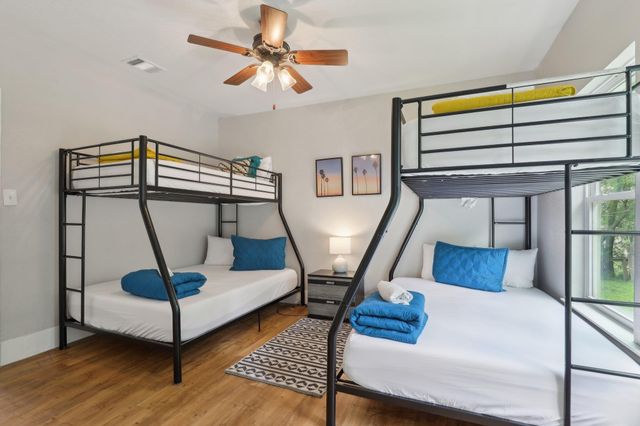 14071 Fm 306, Canyon Lake, TX 78133