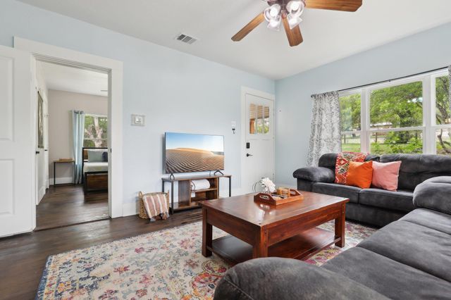 14071 Fm 306, Canyon Lake, TX 78133