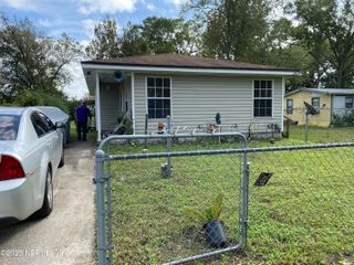 843 WYOLEN Street, Jacksonville, FL 32254