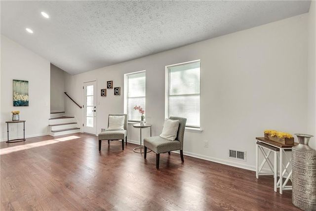 115 Ansley Ct, Roswell, GA 30076