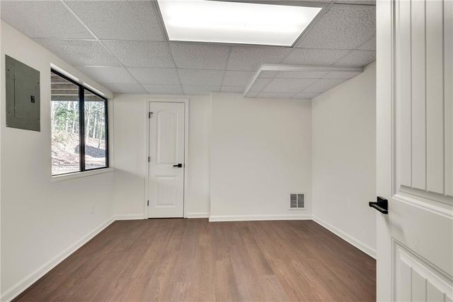 115 Ansley Ct, Roswell, GA 30076