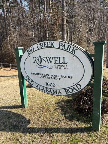 115 Ansley Ct, Roswell, GA 30076