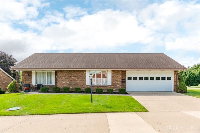 1011 Abington Place, Springfield, OH 45503