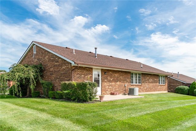 1011 Abington Place, Springfield, OH 45503