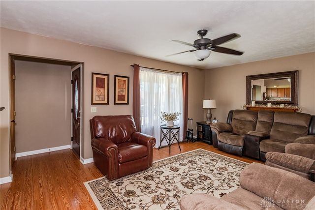 1011 Abington Place, Springfield, OH 45503