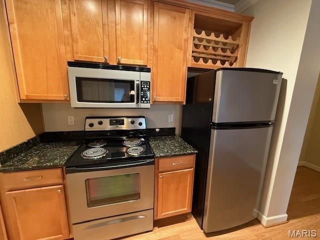 2716 McKnight Crossing Court, St Louis, MO 63124