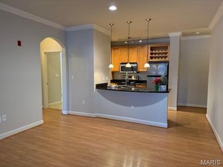 2716 McKnight Crossing Court, St Louis, MO 63124