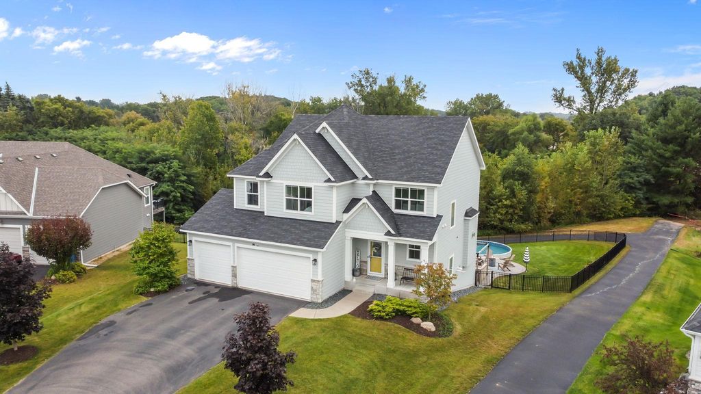 1128 Pine Hill Lane, White Bear Twp, MN 55127