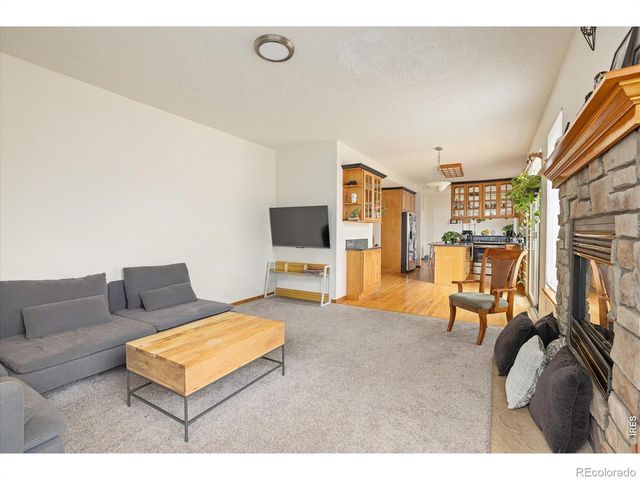 185 Mesa Court, Louisville, CO 80027