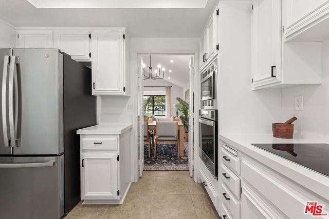 6514 S Copperwood Avenue, Inglewood, CA 90302