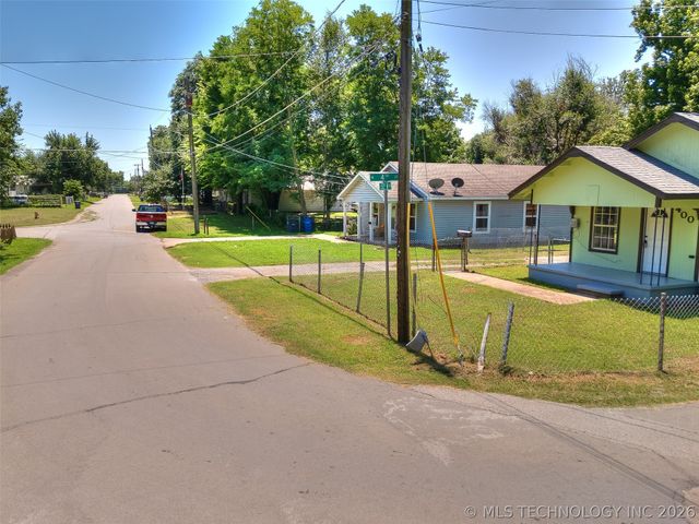 400 S 53rd West Avenue, Tulsa, OK 74127