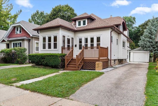 6830 Kinsman STREET, Wauwatosa, WI 53213