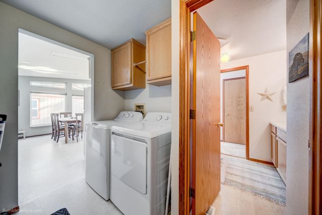 3103 E Vicksburg Ln, Mead, WA 99021
