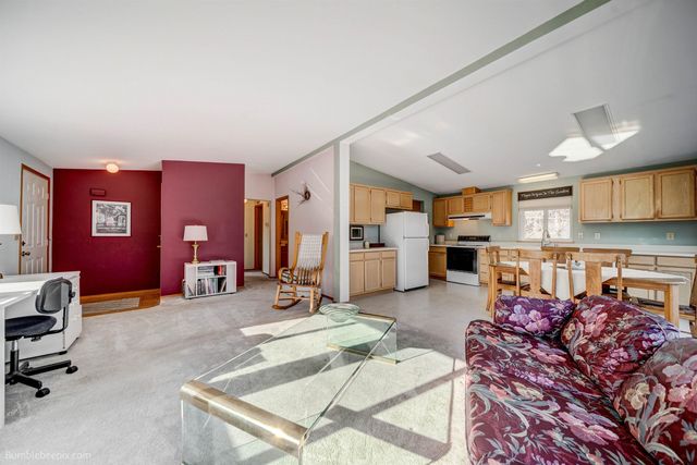 3103 E Vicksburg Ln, Mead, WA 99021