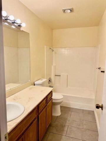8535 Paradise Valley Road 48, Spring Valley, CA 91977