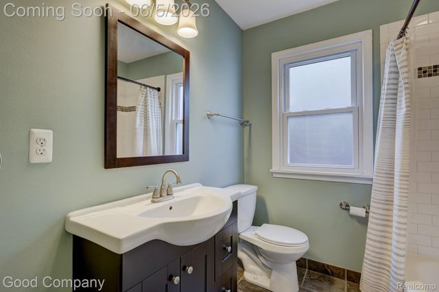 1218 Hoffman Avenue, Royal Oak, MI 48067