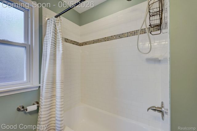 1218 Hoffman Avenue, Royal Oak, MI 48067