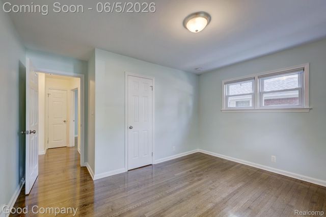 1218 Hoffman Avenue, Royal Oak, MI 48067