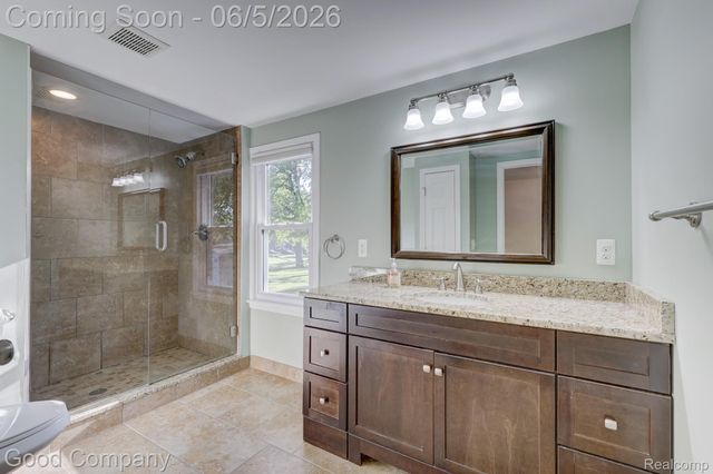 1218 Hoffman Avenue, Royal Oak, MI 48067