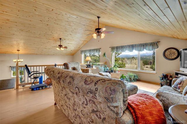 38 Kingston Drive, Florissant, CO 80816