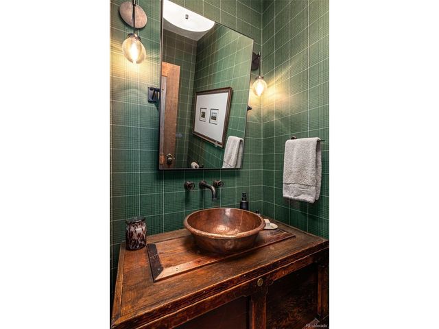 17850 CR 16, Oak Creek, CO 80467