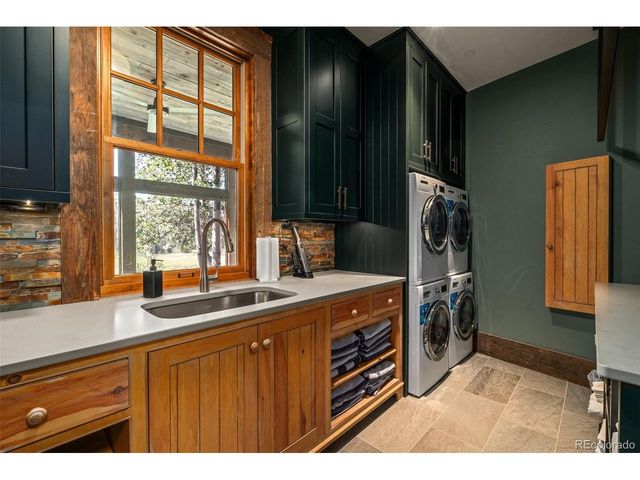 17850 CR 16, Oak Creek, CO 80467