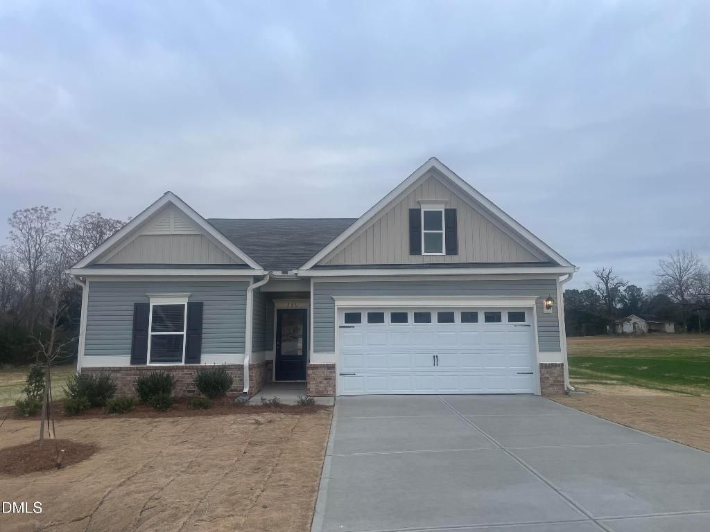 140 E American Marigold Drive, Benson, NC 27504