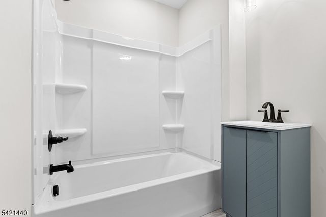 67 Breakneck Rd, Vernon Twp., NJ 07422